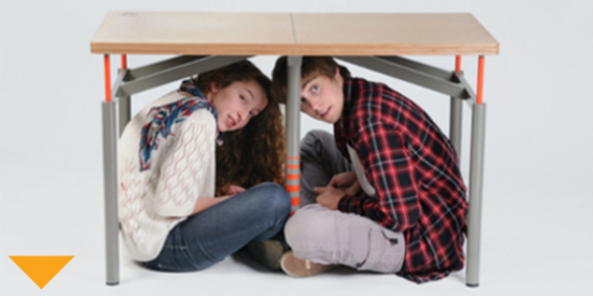 Banco a prova di terremoto, Complemento d’arredo, Arthur Brutter, Ido Bruno, Bezalel Academy Labs R&D, Israele, 2012