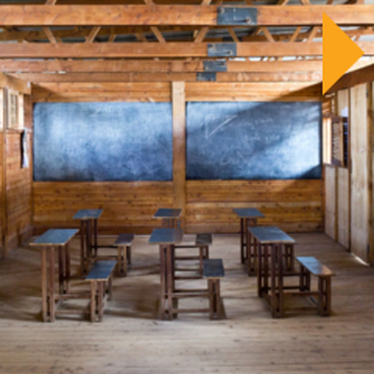 “Why Not Academy” Nairobi, Complementi d’Arredo, Francesco Faccin, Liveinslums, Nairobi, 2012 – 2013