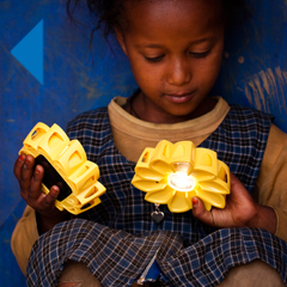 Little Sun, non solo una lampada, Olafur Eliasson, Frederik Ottesen, Germania, 2012, 2015- 2017